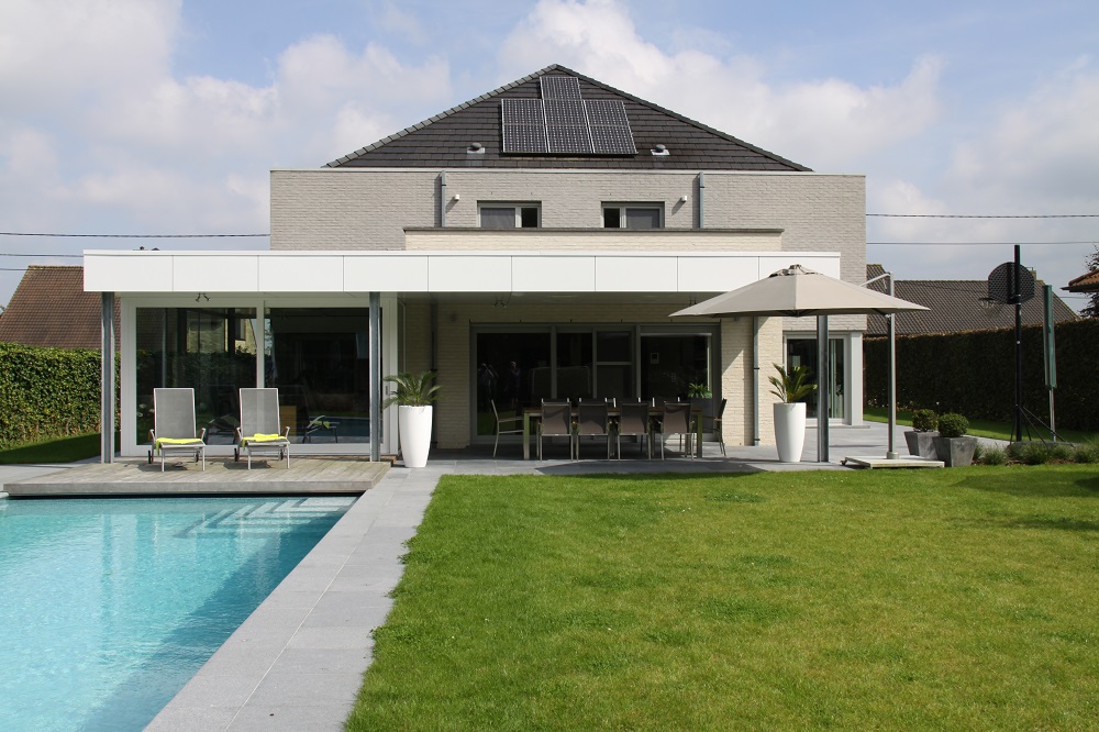 Verbouwing woning met zwembad in Roeselare